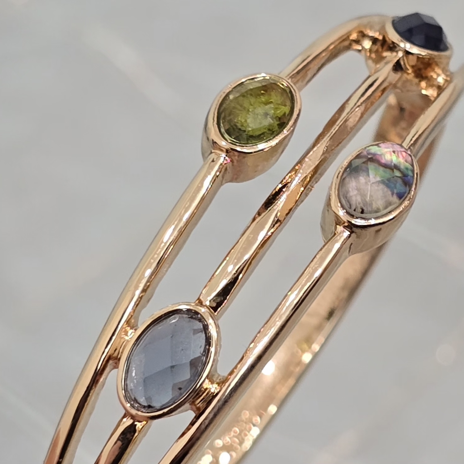 Elegant Gold Multi-Stone Womens Bracelet 8$